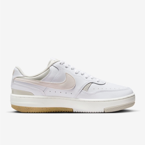 NEW Nike Gamma Force Shoes Womens Sz 10
White Athletic Leather Sneakers Trainers - Picture 5 of 10